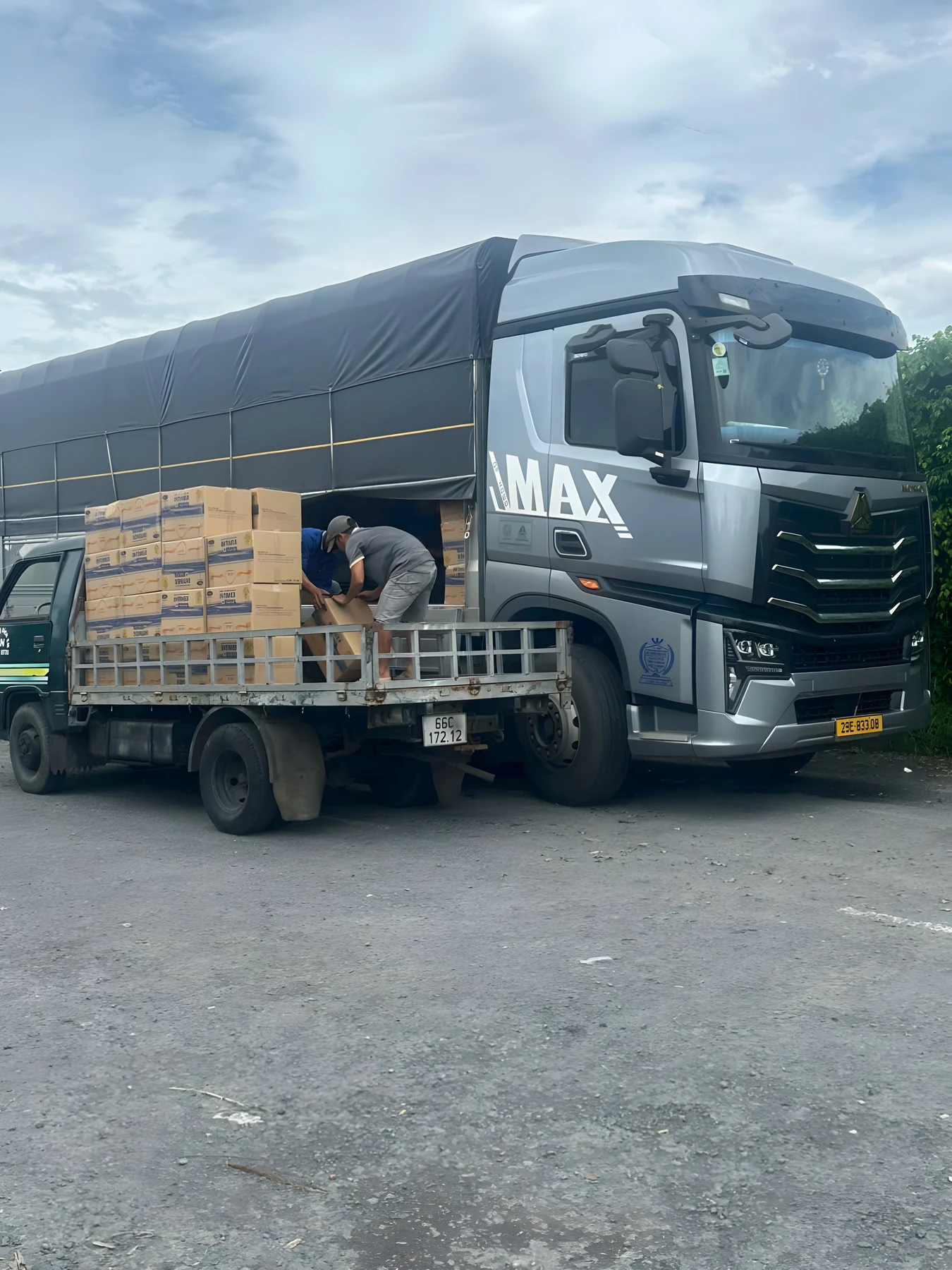 Road freight from the supplied photo archive. Confirm the named handover point in the quotation.